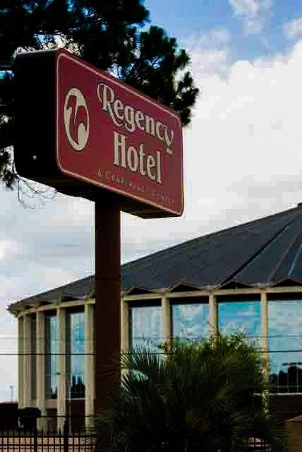 Regency Hotel & Conference Center ジャクソン エクステリア 写真