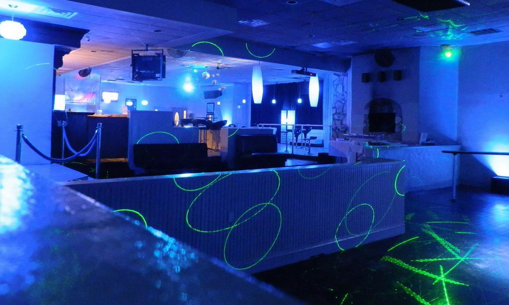 Regency Hotel & Conference Center ジャクソン エクステリア 写真