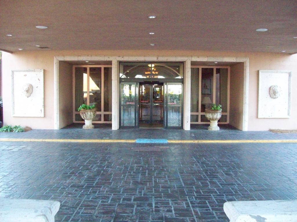 Regency Hotel & Conference Center ジャクソン エクステリア 写真